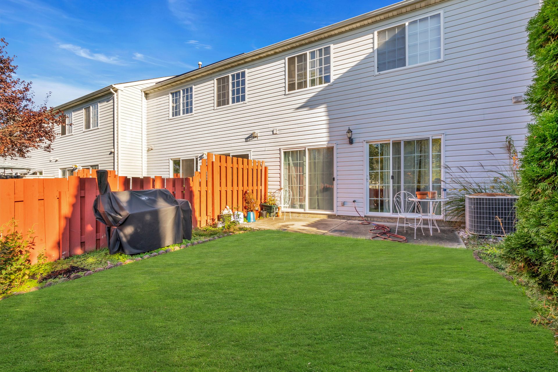 Bedrooms: 3 Bathrooms: 2 5 Living Space: 1540 Sq Ft Bedrooms: 3 Bathrooms: 2 5 Living Space: 1540 Sq Ft