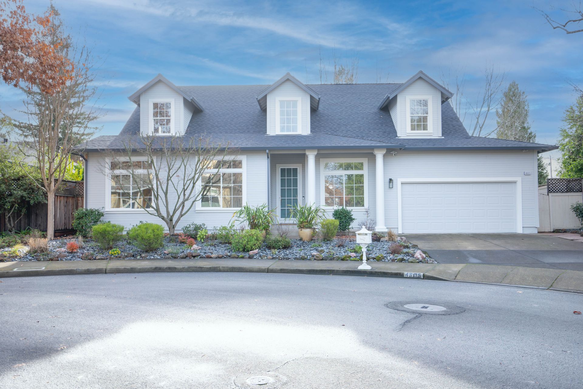Beds: 4 Baths: 2 5 Living Space: 2871 Sq Ft Beds: 4 Baths: 2 5 Living Space: 2871 Sq Ft